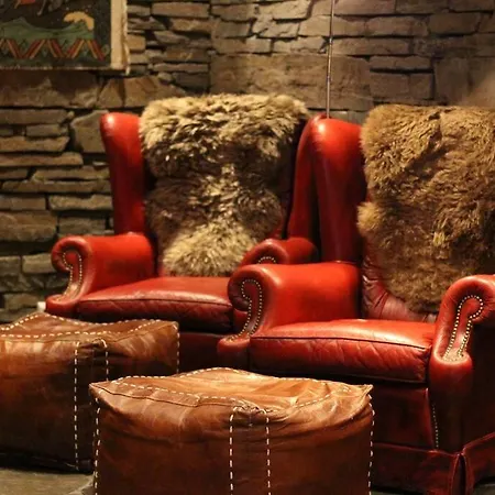 Дом отдыха The Cave In *